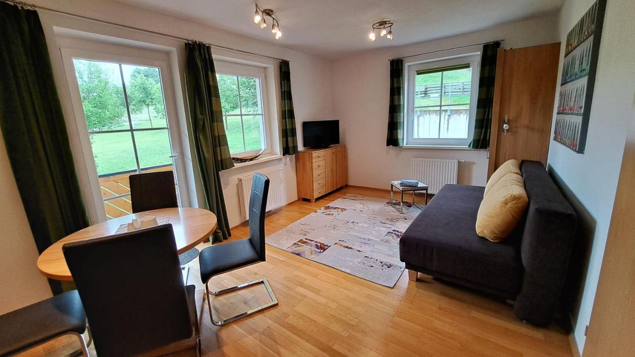 Appartement Zirkl / Haus Gloria Екстер'єр фото
